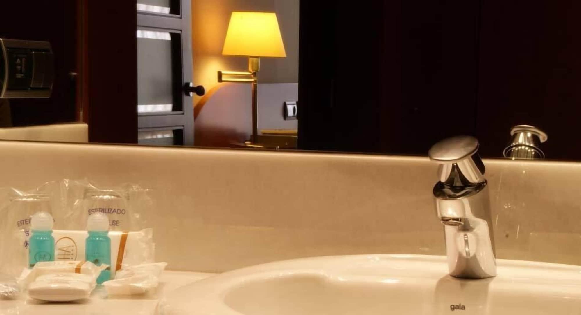 Hotel Amadeus Valladolid Luaran gambar