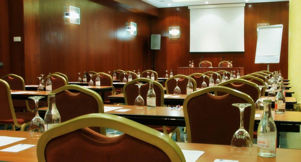 Hotel Amadeus Valladolid Luaran gambar