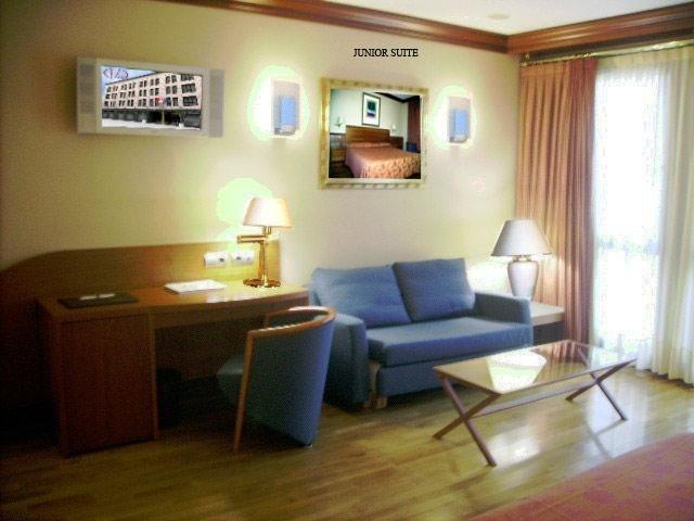 Hotel Amadeus Valladolid Bilik gambar