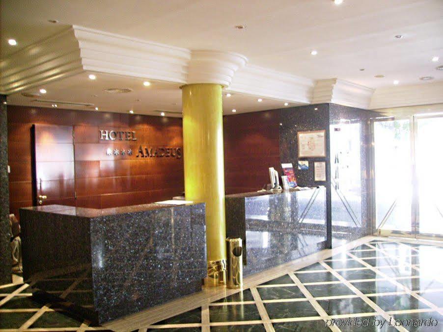 Hotel Amadeus Valladolid Dalaman gambar