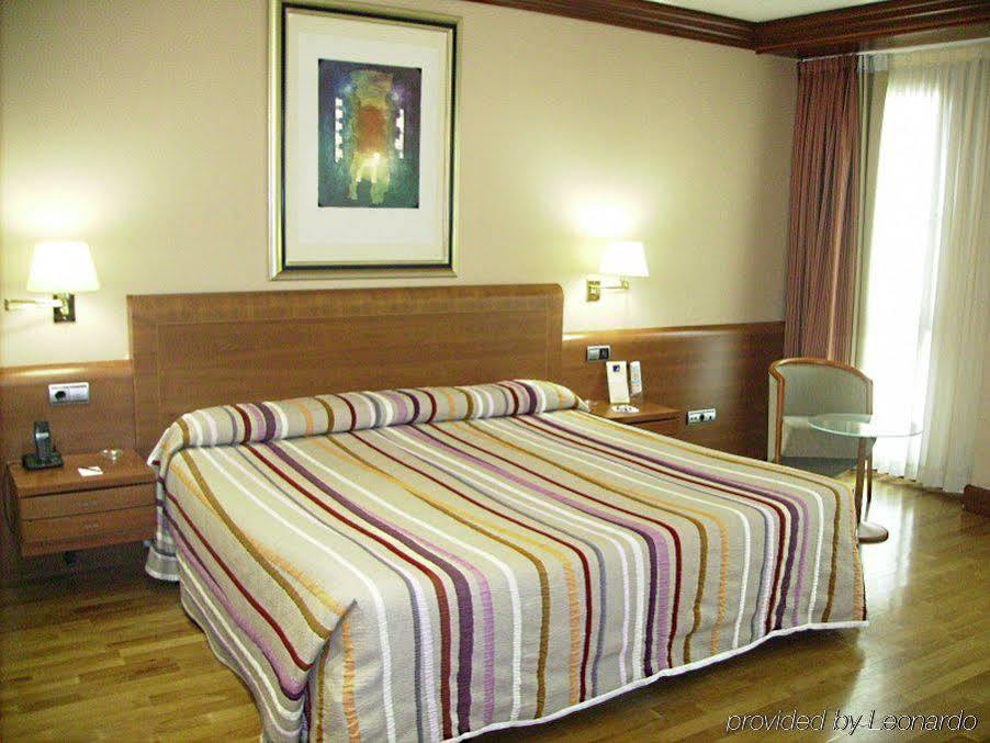 Hotel Amadeus Valladolid Bilik gambar